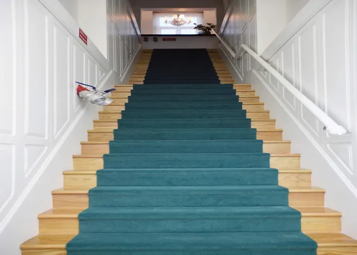 Retreat Comfort & Style In The Heart *