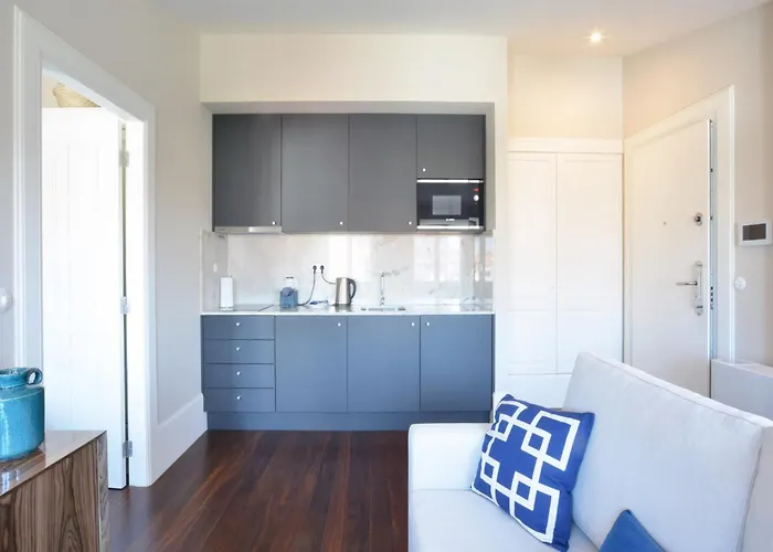 Retreat Comfort & Style In The Heart *